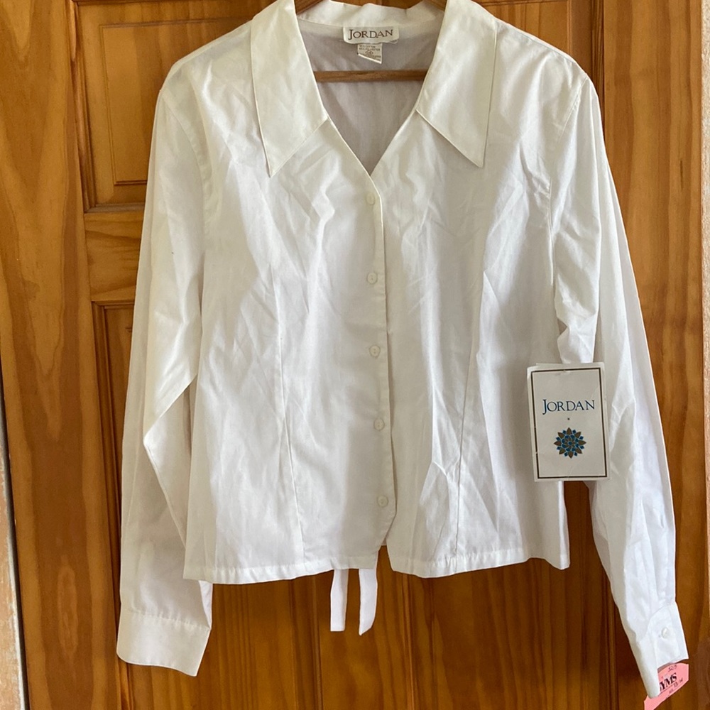 NWT Jordan Size 13/14 women’s blouse